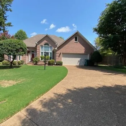 Buy this 3 bed house on 37 Sutton Place in Jackson, TN 38305
