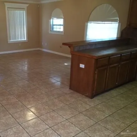 Image 2 - 1864 Horse Street, Moore Road Colonia, Pharr, TX 78577, USA - Apartment for rent