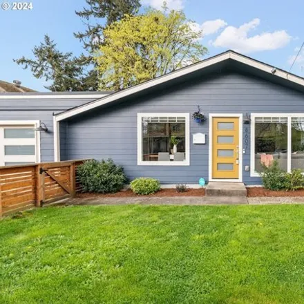 Buy this 3 bed house on 8607 North Wayland Avenue in Portland, OR 97203