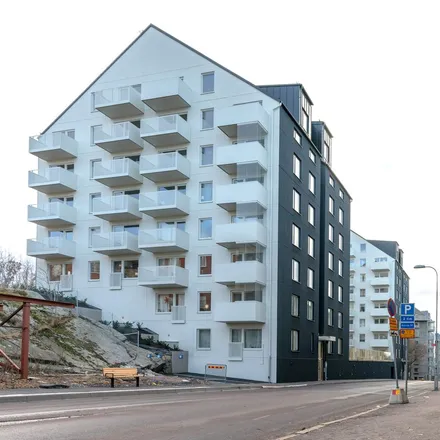 Rent this 1 bed apartment on Ulfsparregatan 14 in 416 57 Gothenburg, Sweden