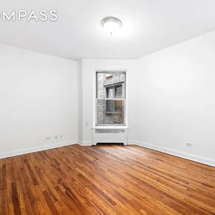 Image 4 - 330 East 58th Street, New York, NY 10022, USA - House for rent