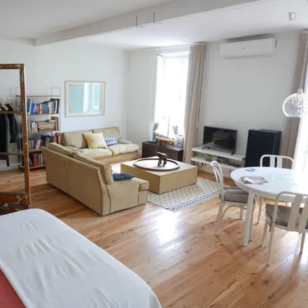 Rent this studio apartment on O2 Hostel in Rua de Ferreira Cardoso 66, 4300-197 Porto