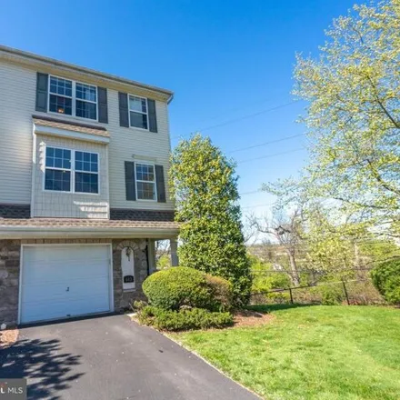 Buy this 2 bed house on 453 Fort Hill Circle in Whitemarsh Township, PA 19034