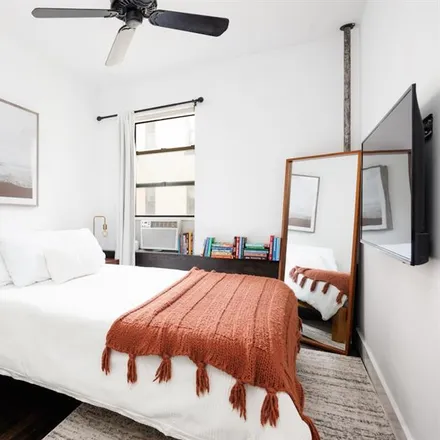 Image 5 - 67 MORTON STREET 5B in West Village - Apartment for sale
