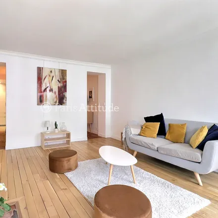 Image 4 - 29 Rue Rodier, 75009 Paris, France - Apartment for rent