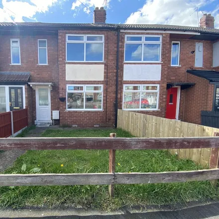 Rent this 2 bed townhouse on Danube Road in Hull, HU5 5UP