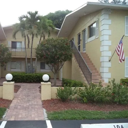 Buy this 1 bed condo on Country Road in Cypress Lake, FL 33919