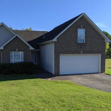 Rent this 3 bed house on 100 Cambridge Drive in Gallatin, TN 37066