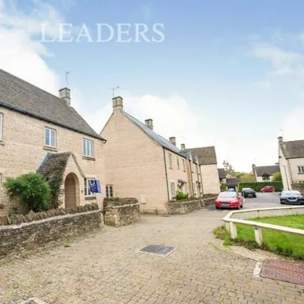 Rent this 4 bed house on Abbots Way in Kemble, GL7 6FF