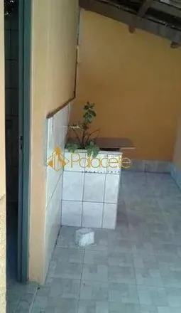 Buy this 5 bed house on Travessa Carlos Drumond de Andrade in Cavarucanguera, Taubaté - SP