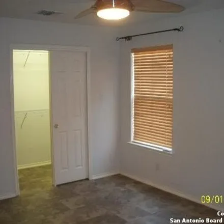 Image 7 - 10625 Apple Springs, Universal City, Bexar County, TX 78148, USA - House for rent