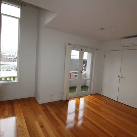 Rent this 3 bed townhouse on Ellis Street in Richmond VIC 3121, Australia