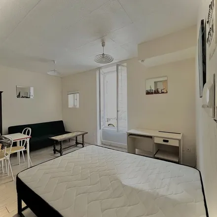 Image 8 - 7 Boulevard Roosevelt, 36100 Issoudun, France - Apartment for rent