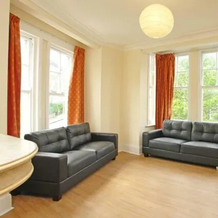 Rent this 3 bed room on 31 Grove Hill Road in Denmark Hill, London