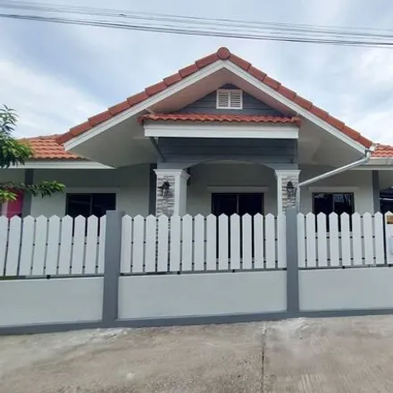Buy this 3 bed house on Chiang Mai 89 Plaza in Tops, Ban Don Chuen Mu 4