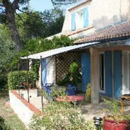 Rent this 1 bed house on Nîmes in OCC, FR