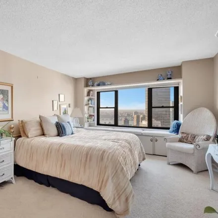 Image 7 - 1 Lincoln Plaza, 1 West 64th Street, New York, NY 10023, USA - Condo for sale