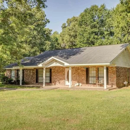 Image 2 - 10169 Oklahoma St, Bastrop, Louisiana, 71220 - House for sale