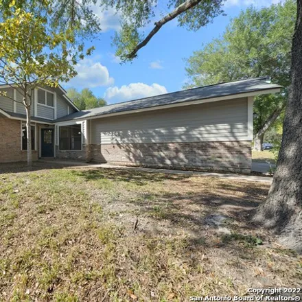 Image 3 - 723 Cypresshill Drive, San Antonio, TX 78245, USA - House for sale