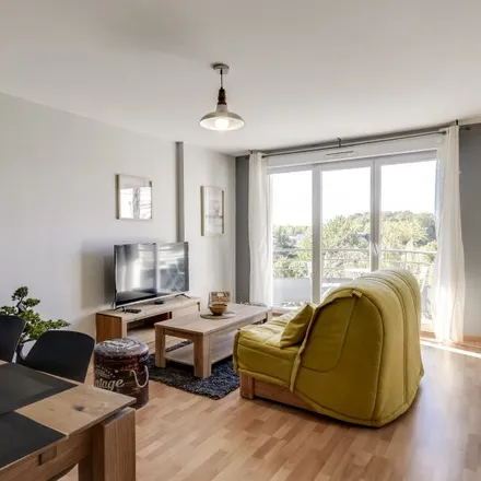Rent this 2 bed apartment on 23 Boulevard de l'Évasion in 95800 Cergy, France