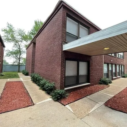Image 2 - Morganford Apartments, Morganford Road, St. Louis, MO 63116, USA - House for sale