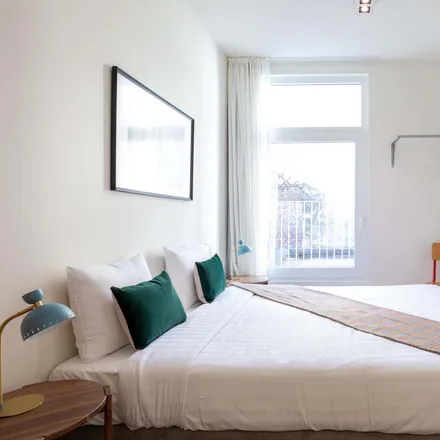 Rent this 2 bed apartment on Rue Neuve - Nieuwstraat 128 in 1000 Brussels, Belgium