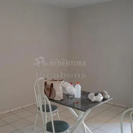 Buy this 2 bed apartment on unnamed road in Higienópolis, São José do Rio Preto - SP