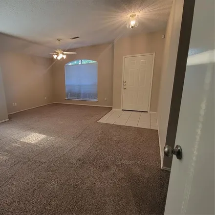 Image 3 - 912 Crestwood Drive, Cedar Hill, TX 75104, USA - House for rent