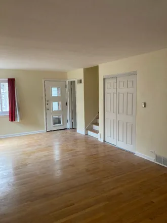 Image 6 - 5481 S Cornell Ave Unit F Chicago, IL 60615 - Townhouse for rent
