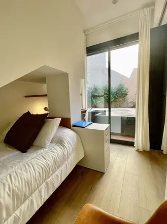 Image 5 - Carrer de la Riera Alta, 08001 Barcelona, Spain - Apartment for rent