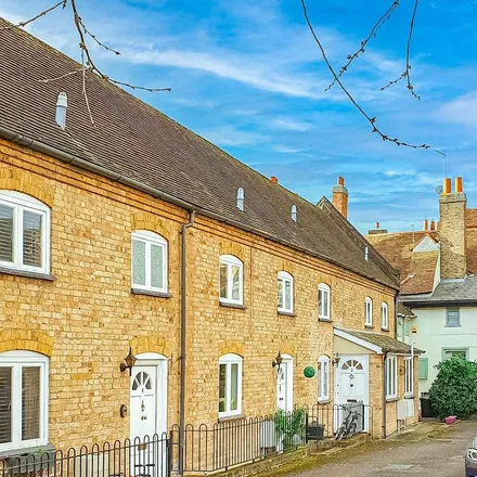Rent this 1 bed townhouse on Millbridge Mews in Hertford, SG14 1HE