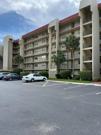 Rent this 1 bed condo on Poinciana Drive in The Fountains, Greenacres