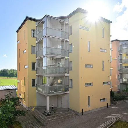 Rent this 1 bed apartment on Viikinportti 2 in 00790 Helsinki, Finland