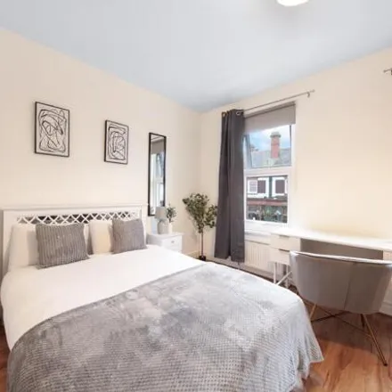Rent this 1 bed house on 151 Seaford Road in London, W13 9HS