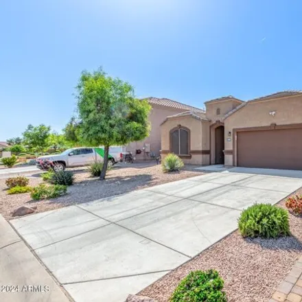 Image 2 - 35882 North Quiros Drive, San Tan Valley, AZ 85143, USA - House for sale