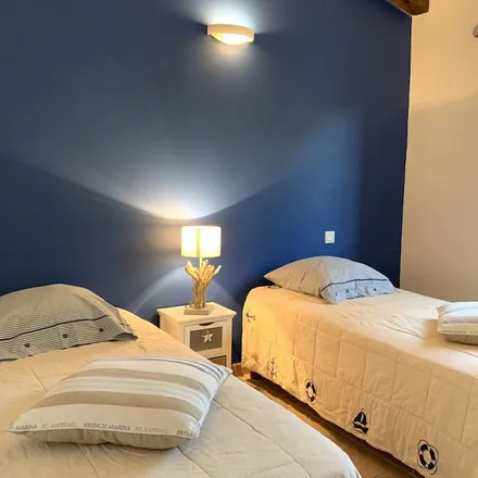 Rent this 2 bed house on Bonifacio in Montée Saint-Jacques, 20169 Bonifacio / Bunifaziu