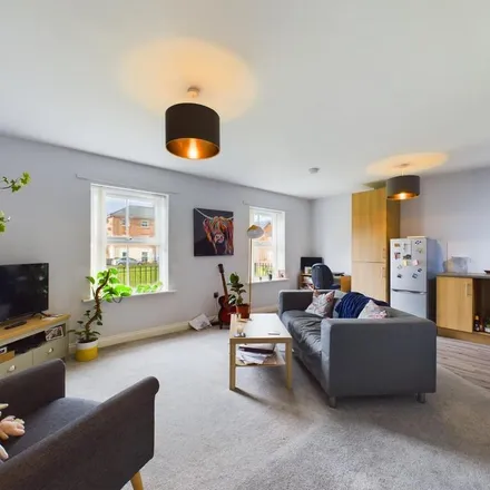 Image 5 - Barons Crescent, Trowbridge, BA14 7DH, United Kingdom - Apartment for rent