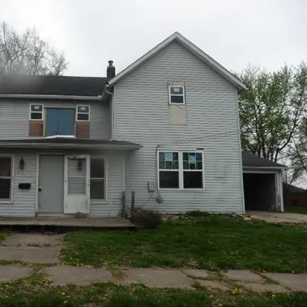 Buy this 3 bed house on 324 A Avenue West in Albia, IA 52531