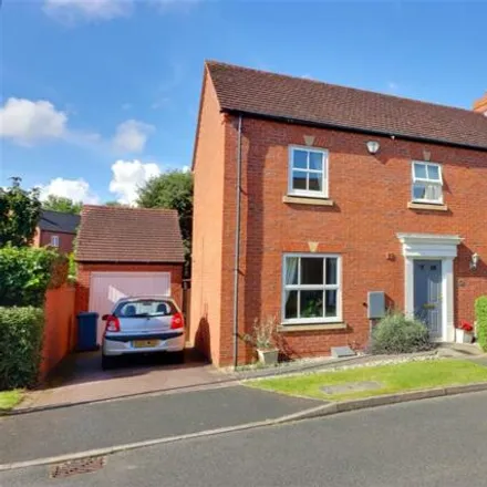 Buy this 3 bed house on Alesmore Meadow in Lichfield, WS13 8FD