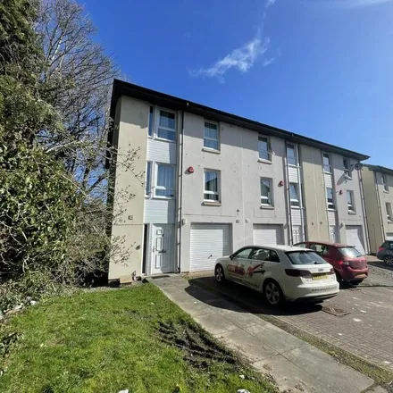 Rent this 5 bed townhouse on 2 Friary Gardens in Dundee, DD2 2PA