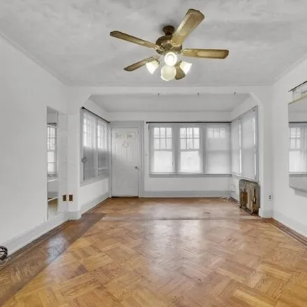 Image 5 - 115-51 135th Street, New York, NY 11420, USA - House for sale
