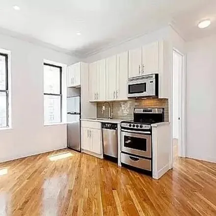 Rent this 3 bed condo on 230 East 27th Street in New York, NY 10016