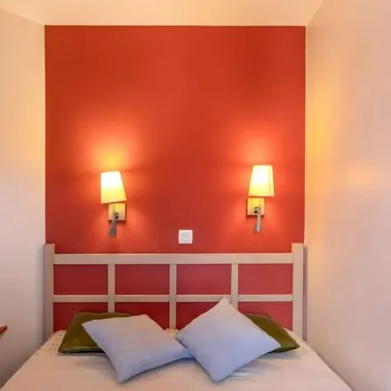 Image 5 - Place des Prouvencelles Cap Estérel, 83700 Saint-Raphaël, France - Apartment for rent