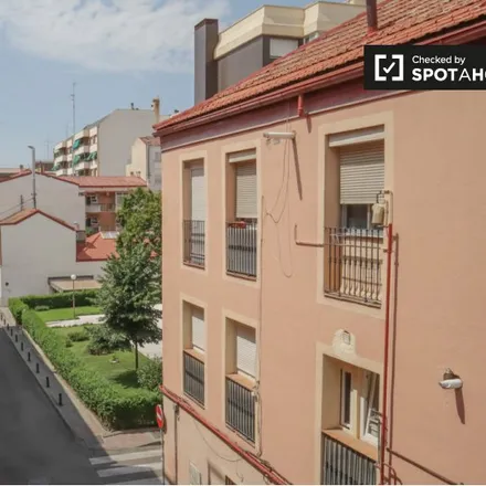 Image 8 - Calle del Roble, 22, 28020 Madrid, Spain - Apartment for rent