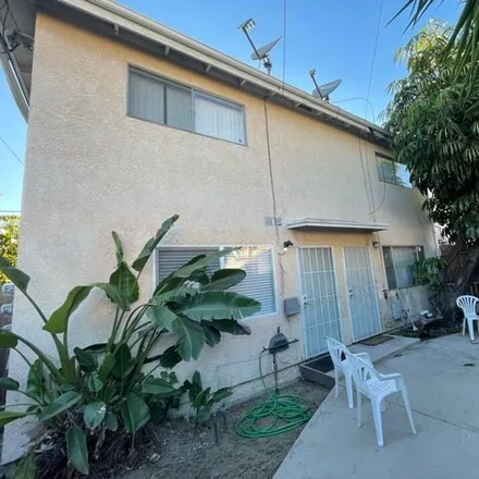 Rent this 2 bed townhouse on 5531 Elmer Avenue in Los Angeles, CA 91601