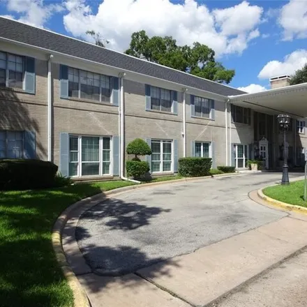 Buy this 2 bed condo on 2658 Bellefontaine Street in Houston, TX 77025