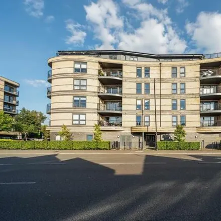 Buy this 2 bed apartment on Arborfield Close in Slough, SL1 2JN