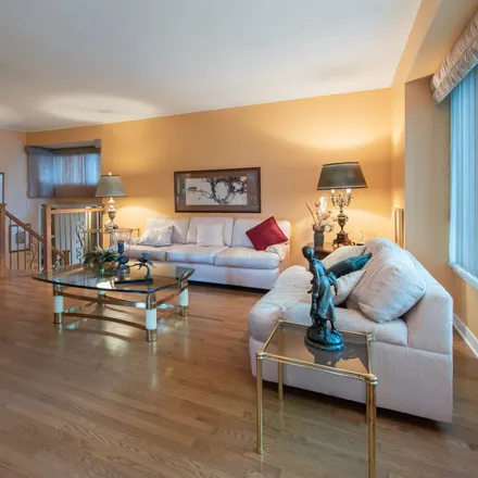 Buy this 4 bed house on 109 Avenue d'Alsace in Saint-Lambert, QC J4S 1E1
