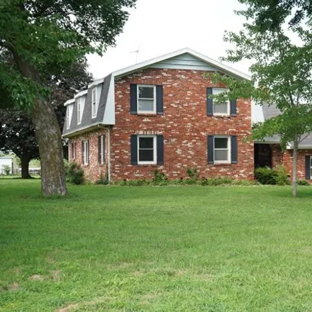 Buy this 5 bed house on 12209 North Farm Road 177 in Fruitland, Greene County