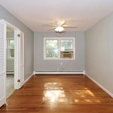 Rent this 3 bed apartment on 740 Gates Terrace in Union, NJ 07083